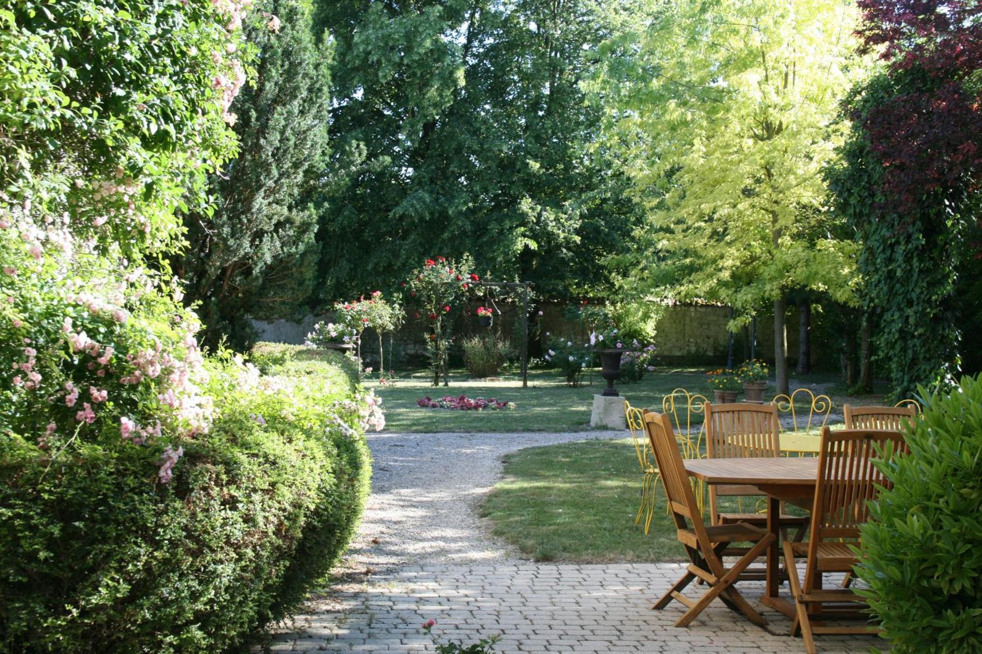 La Closerie Des Sacres Lavannes Экстерьер фото